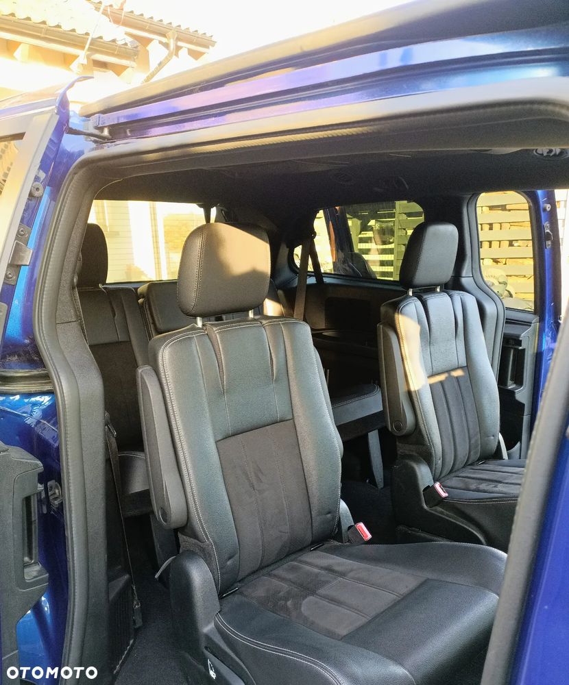 Dodge Grand Caravan 3.6 R/T - 6