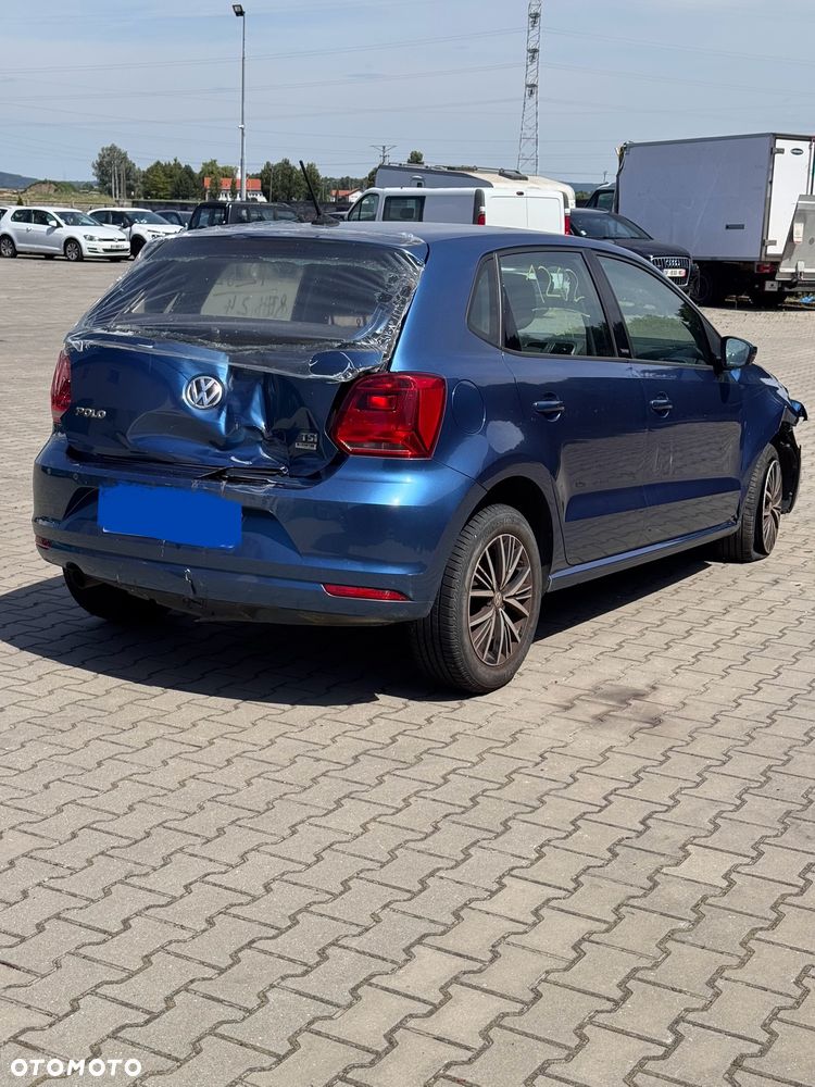 Volkswagen Polo 1.2 TSI Blue Motion Technology Allstar - 8