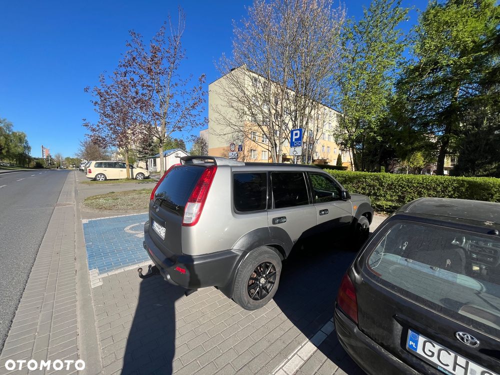 Nissan X-Trail - 11