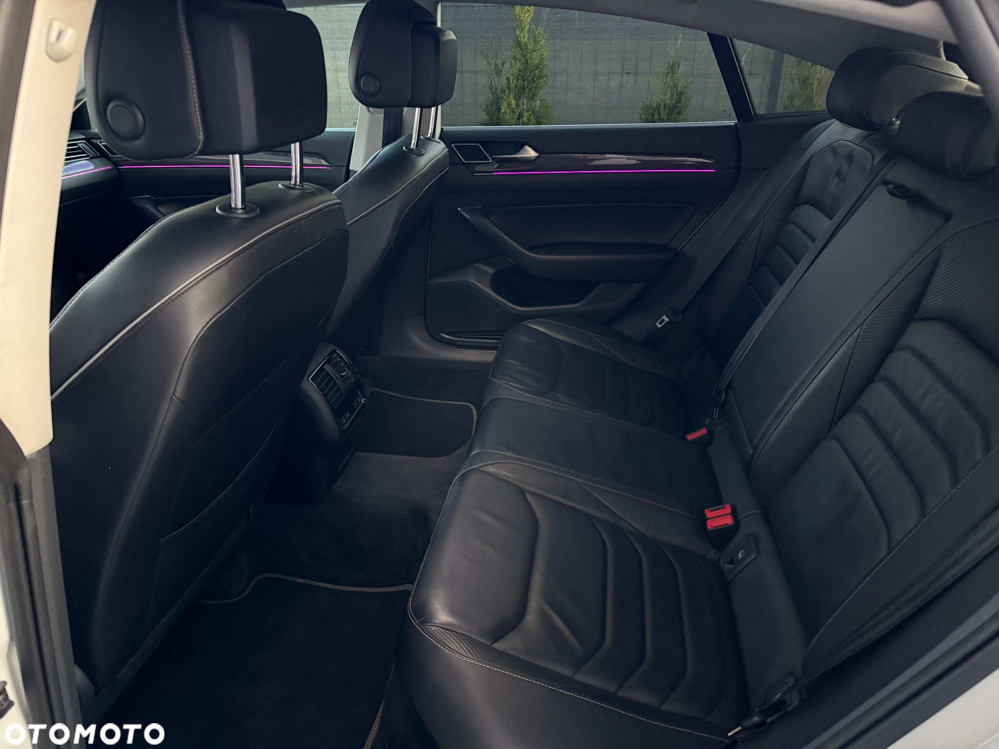 Volkswagen Arteon 2.0 TDI SCR 4Motion DSG Elegance - 13