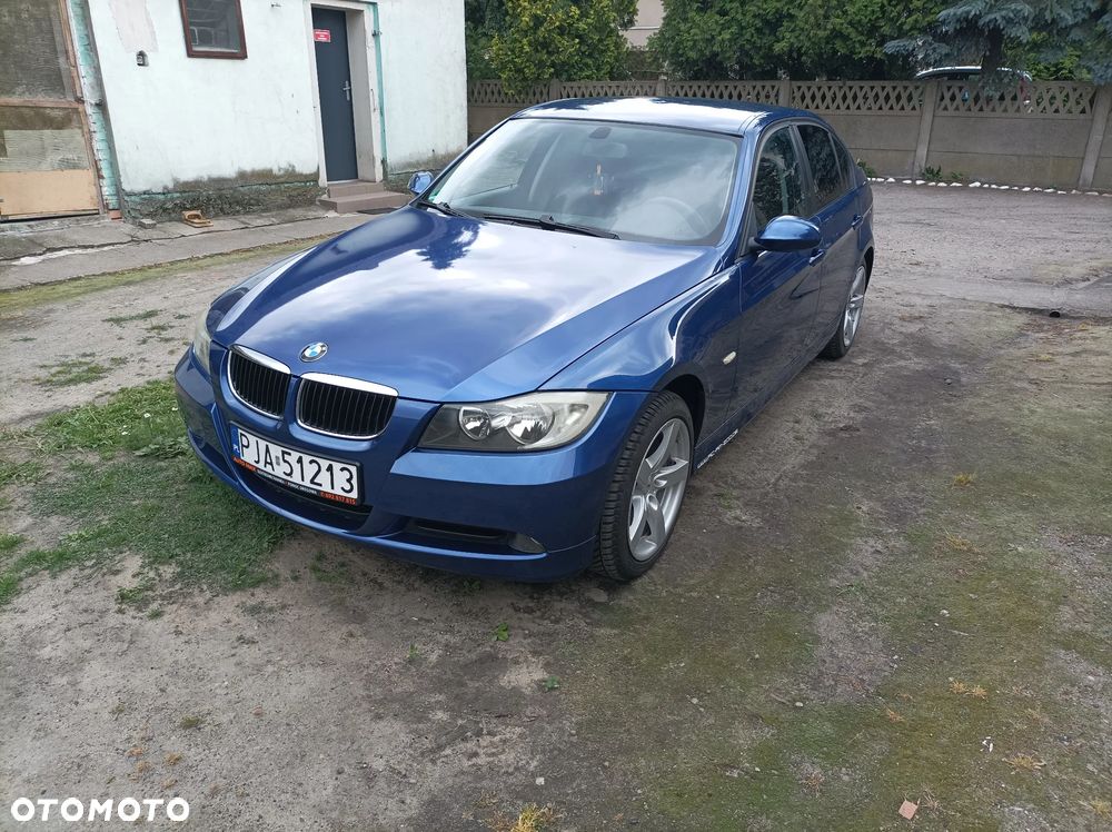 BMW 318I