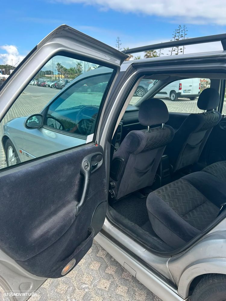 Opel Vectra Caravan 2.0 DTi Sport - 7