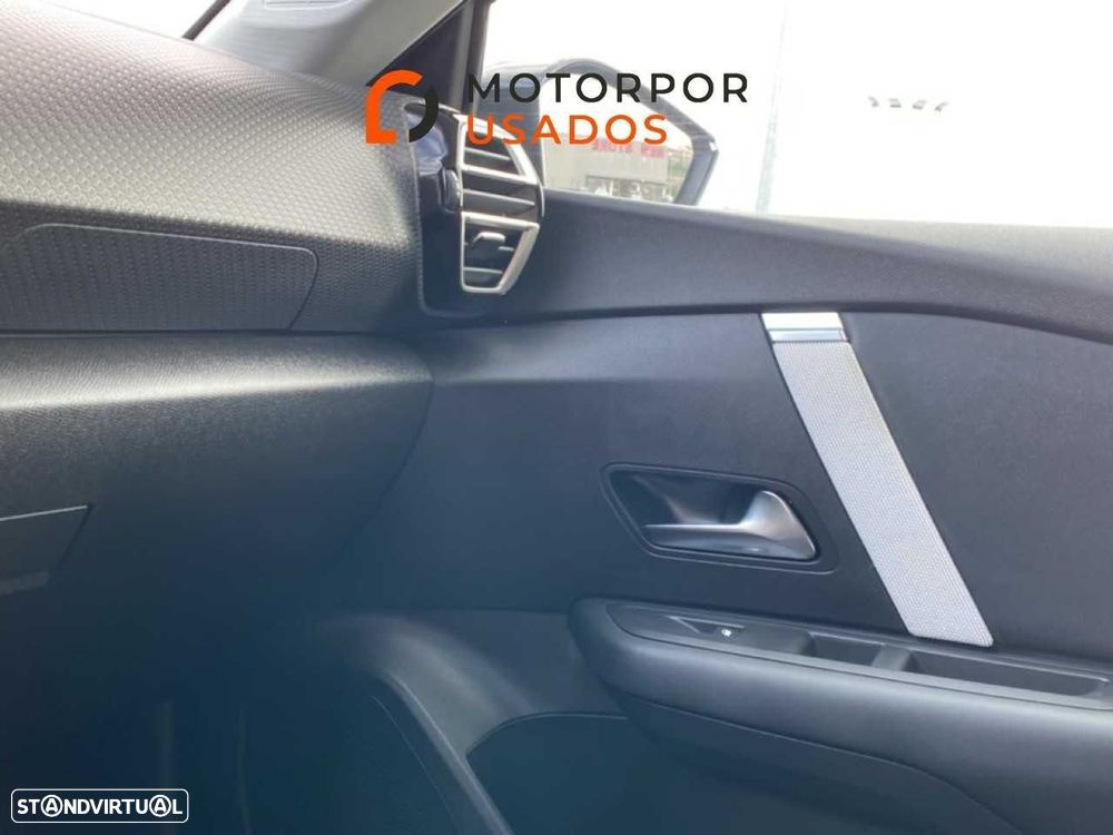 Citroën e-C4 54 kWh Max — fotografia 19