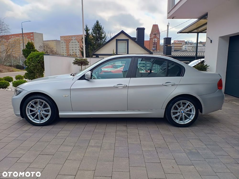 BMW Seria 3 320i - 20