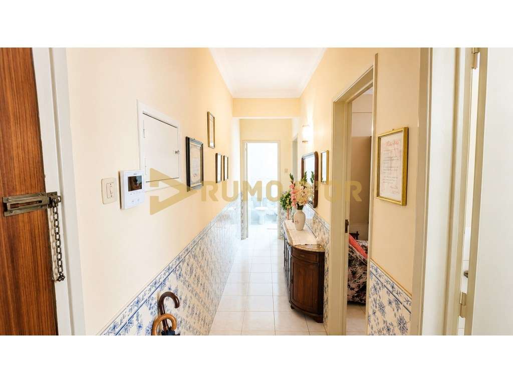 Apartamento T1 Alhandra, Avenida Afonso de Albuquerque - Grande imagem: 2/11