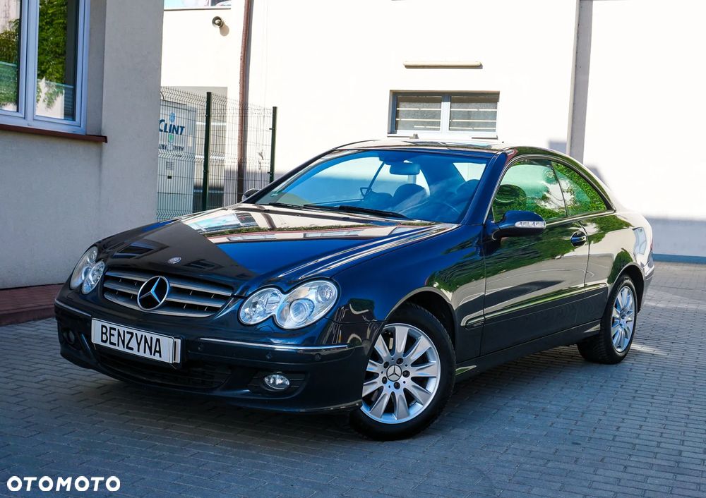 Mercedes-Benz CLK - 11