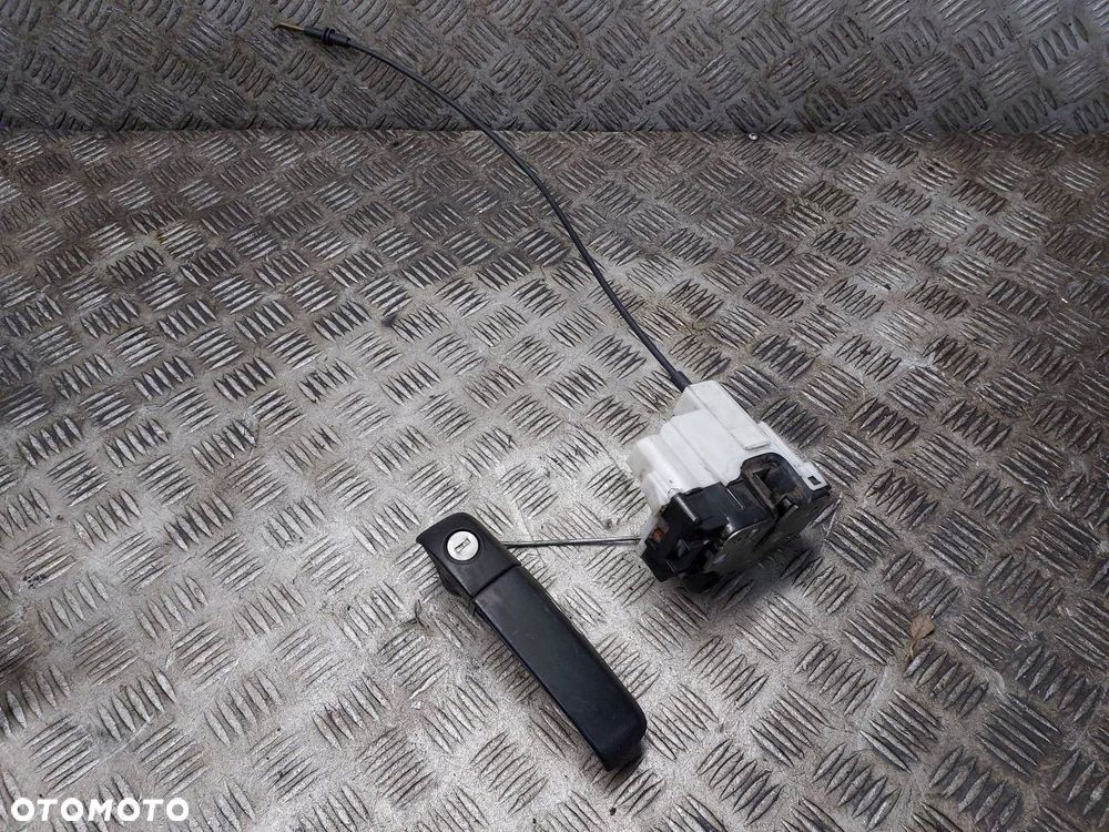 ZAMEK DRZWI PRAWY PRZÓD + KLAMKA ZEWNĘTRZNA PANDA II 0 PIN 46803509 - 1