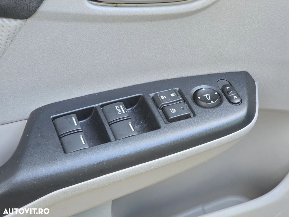 Honda Civic 1.8 i-VTEC MT Elegance Winter Pack - 17