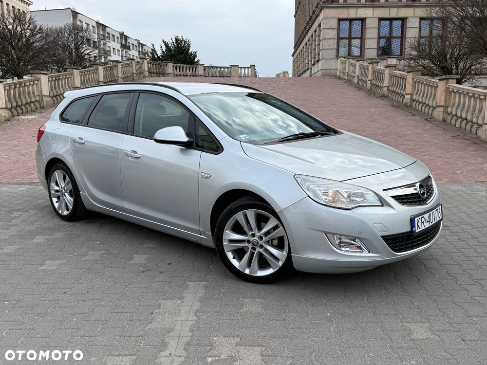 Opel Astra 1.4 T Cosmo - 3