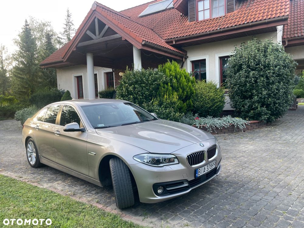 BMW Seria 5 525d Luxury Line - 14