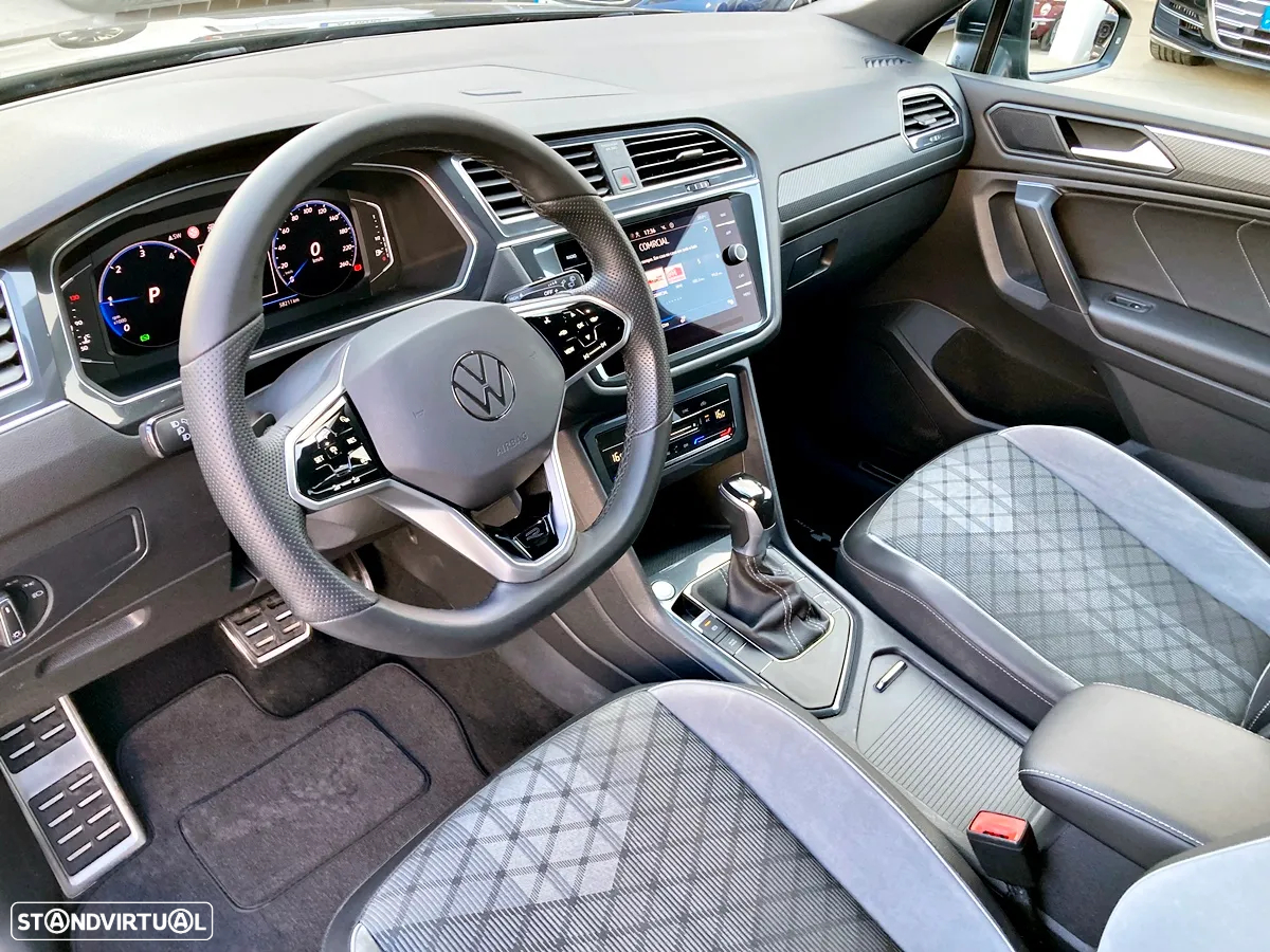 VW Tiguan Allspace 2.0 TDI R-Line DSG - 26