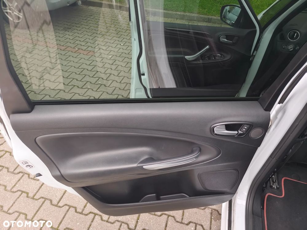 Ford S-Max 2.0 TDCi DPF Titanium X - 20