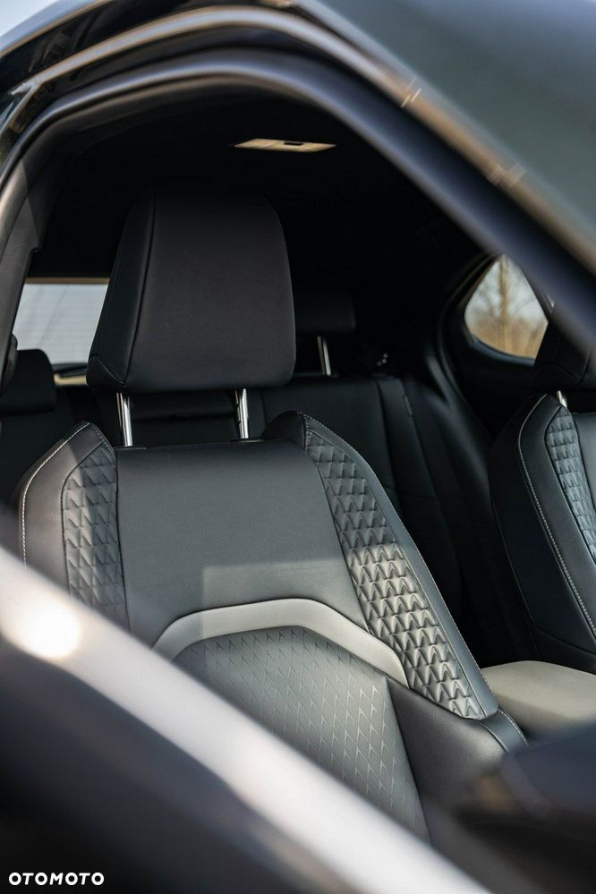 Lexus UX 250h GPF F Impression 2WD - 25