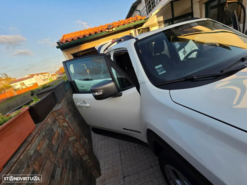 Jeep Renegade - 11