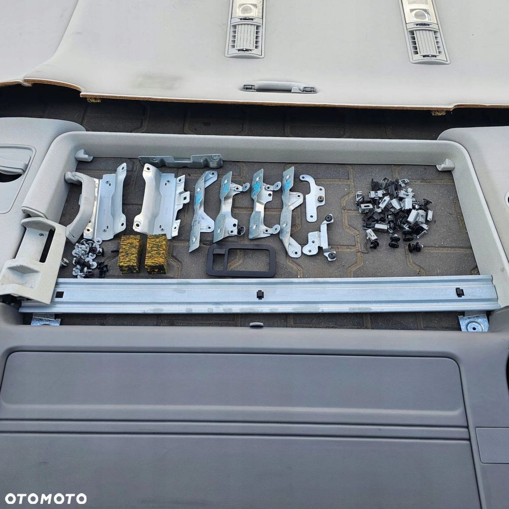 VW T5 T6 CARAVELLE KRÓTKA wnętrze podsufitka tapicerka słupek KOMPLET - 12