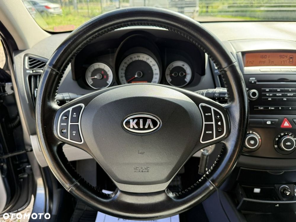 Kia Ceed - 22