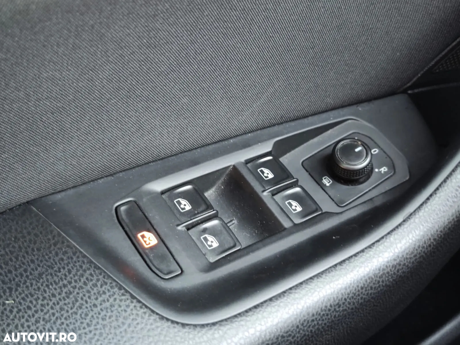 Volkswagen Passat 1.5 TSI ACT DSG Advance - 20