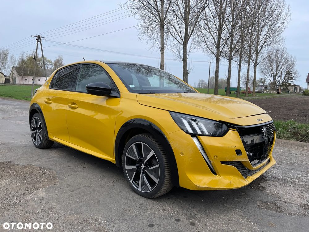 Peugeot 208 GT Line - 3