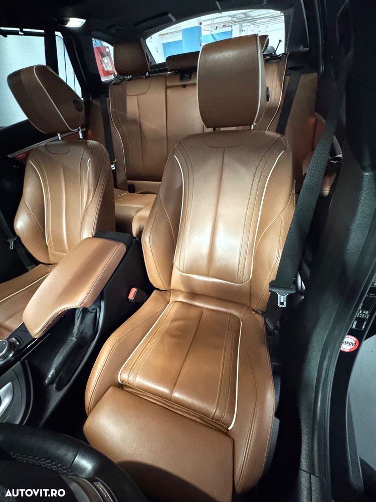 BMW Seria 3 320i Aut. Luxury Line - 12