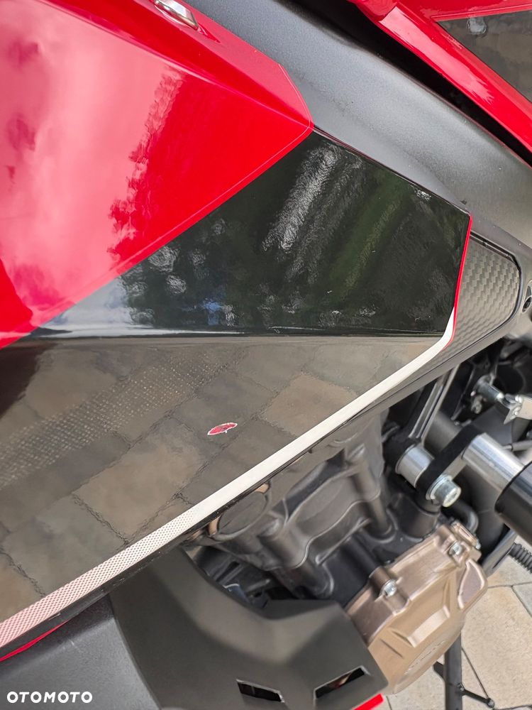 Honda CBR - 12