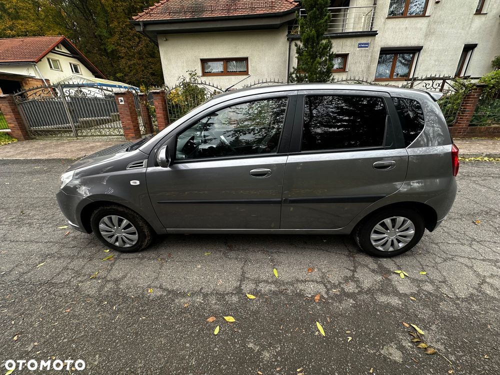 Chevrolet Aveo 1.4 16V LS - 12