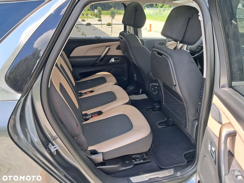 Citroën C4 Picasso e-HDi 115 Exclusive - 21