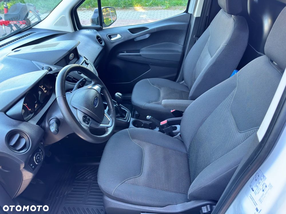 Ford Courier L1 - 20