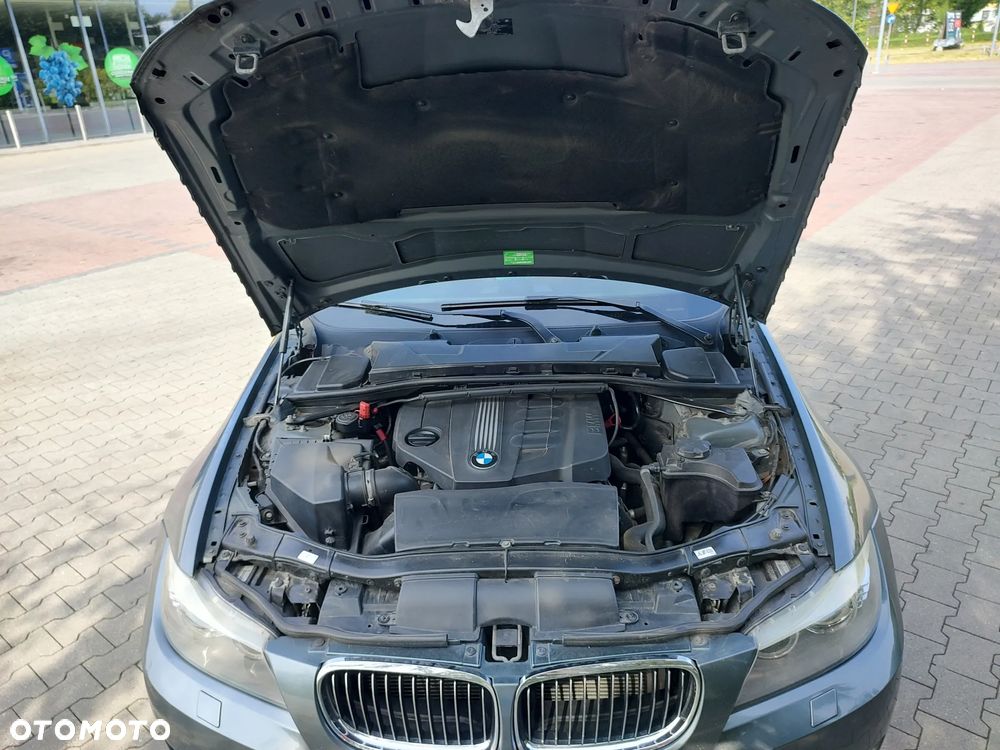 BMW Seria 3 318d - 8