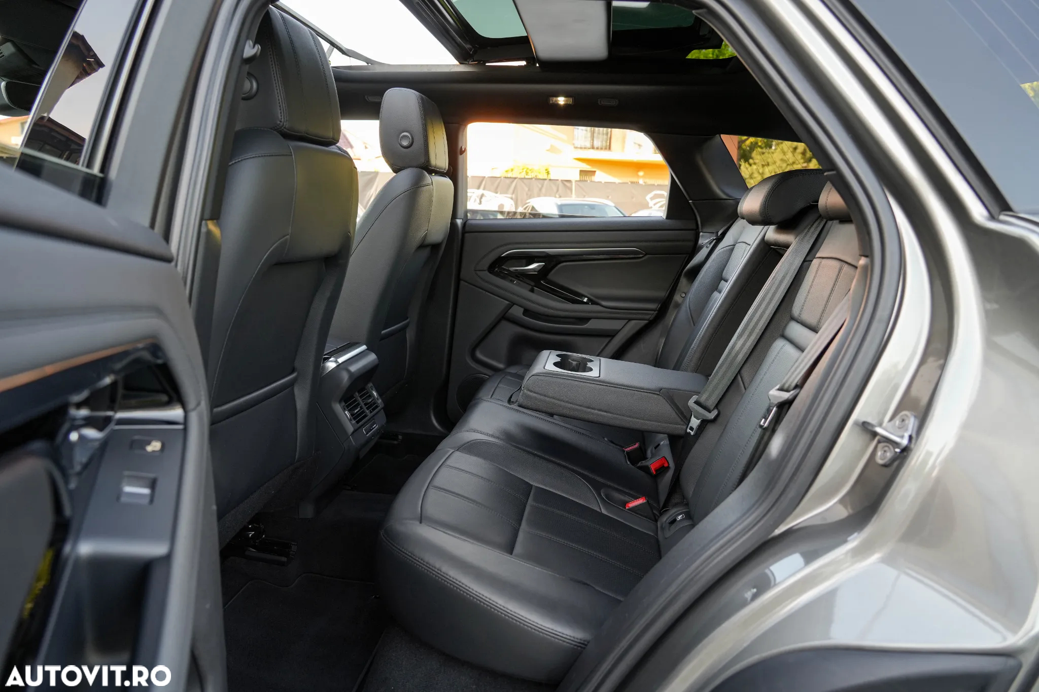 Land Rover Range Rover Evoque 1.5 P300 PHEV Bronze Collection - 17