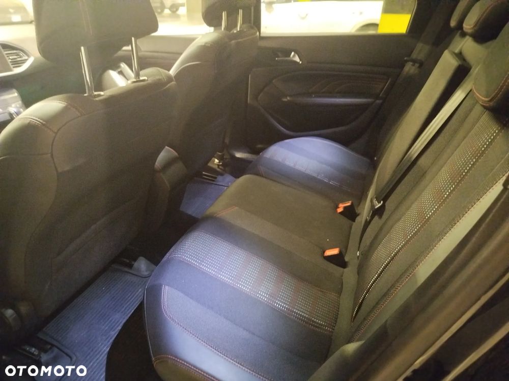 Peugeot 308 PureTech 130 GPF EAT8 Stop & Start Tech Edition - 29