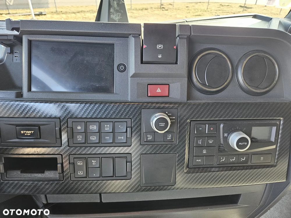 Renault T480 SLEEPER CAB - 8