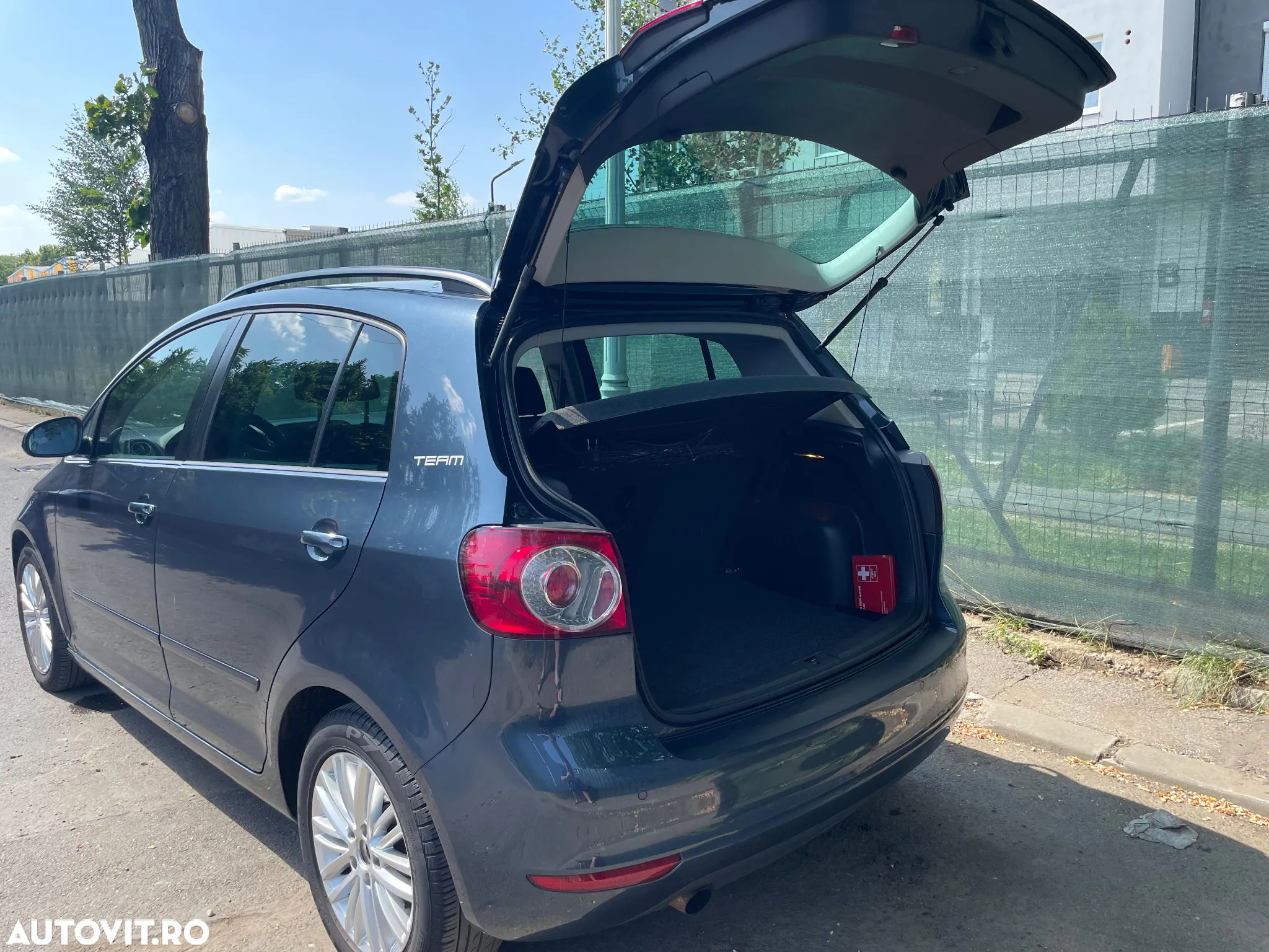 Volkswagen Golf Plus 1.9 TDI Comfortline DPF - 29