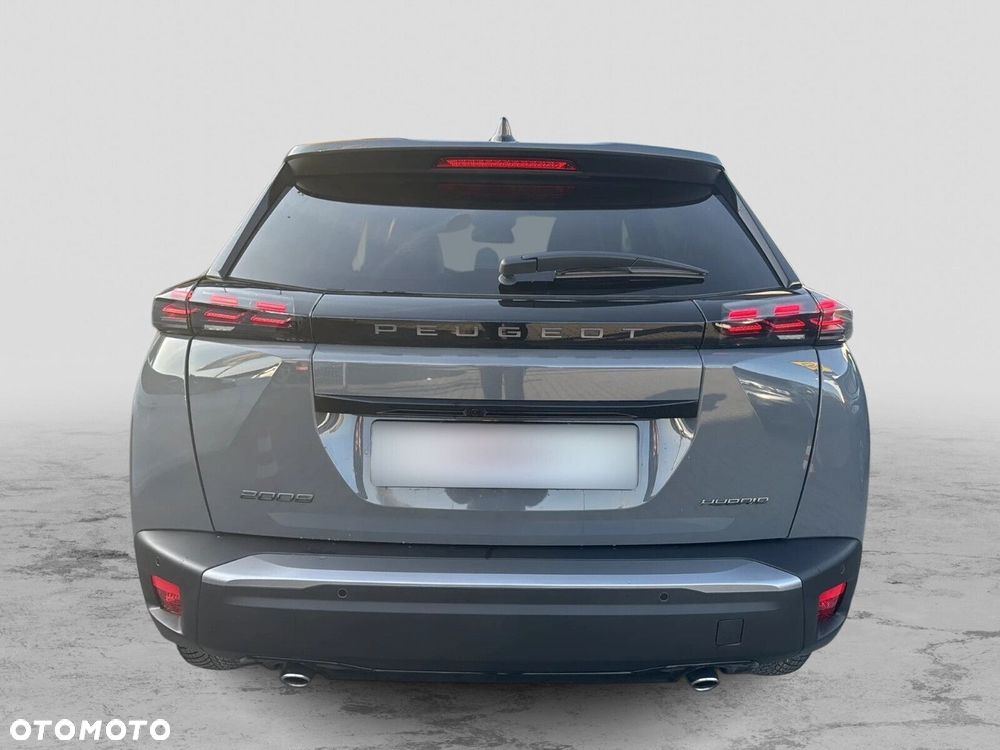 Peugeot 2008 - 4