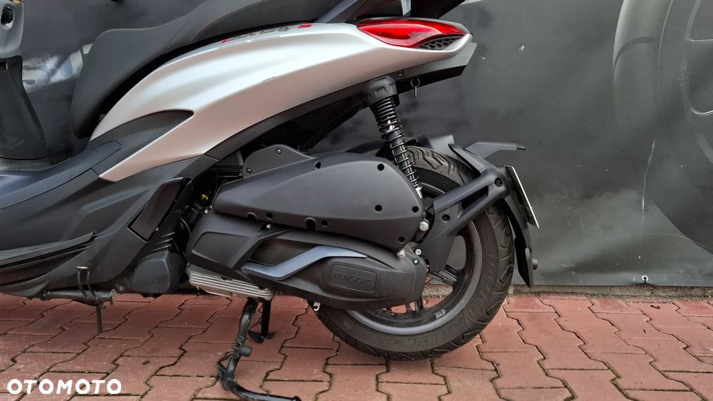 Piaggio Beverly - 13