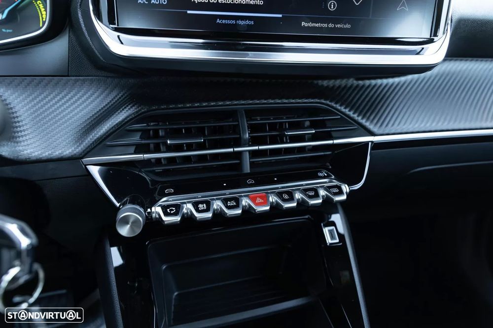 Peugeot 2008 - 13