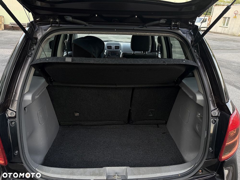 Suzuki SX4 1.6 VVT 4x4 Style - 6