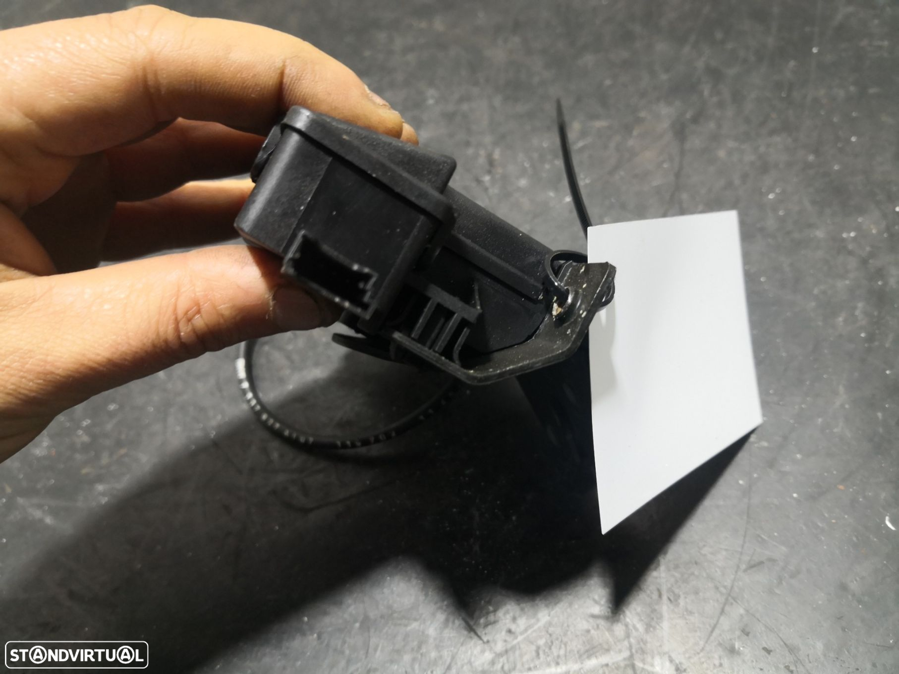 Fecho Da Mala Bmw 3 (E90) - 4