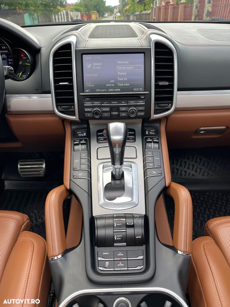 Porsche Cayenne Tiptronic S - 19