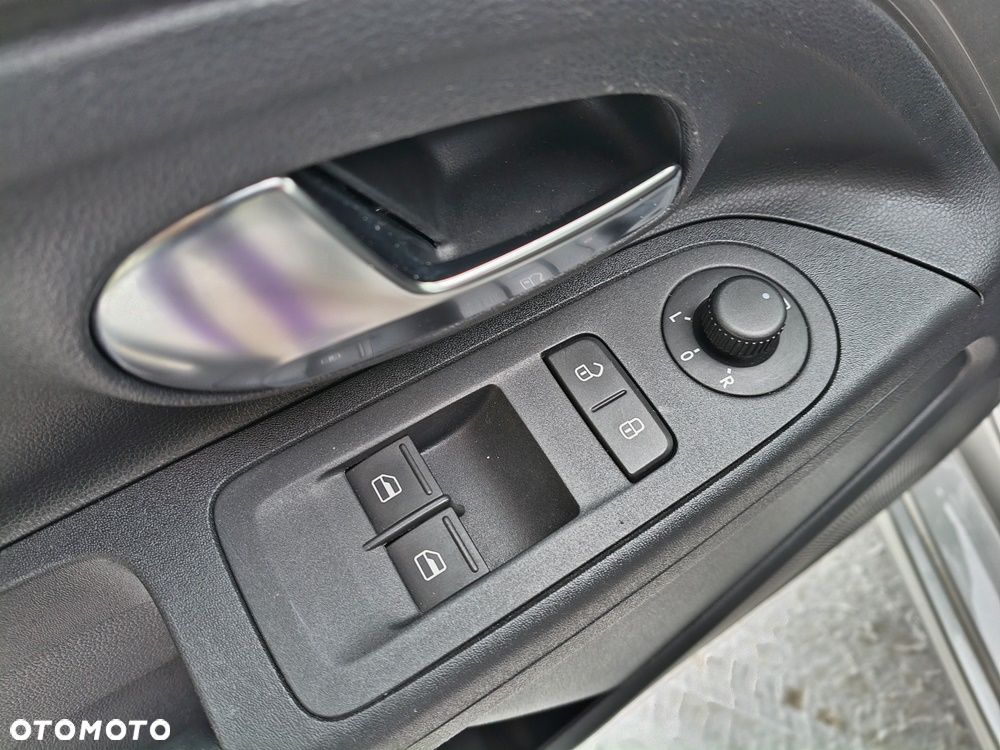 Seat Mii 1.0 Connect - 32