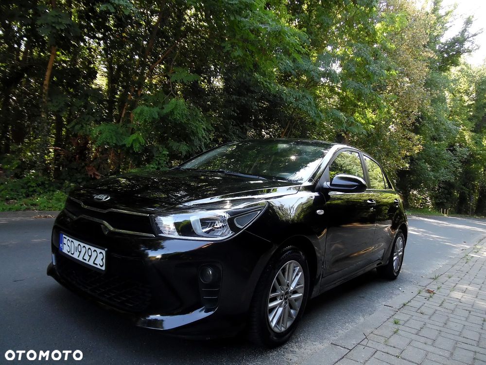 Kia Rio - 1
