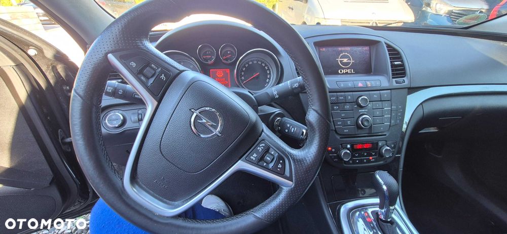Opel Insignia - 11