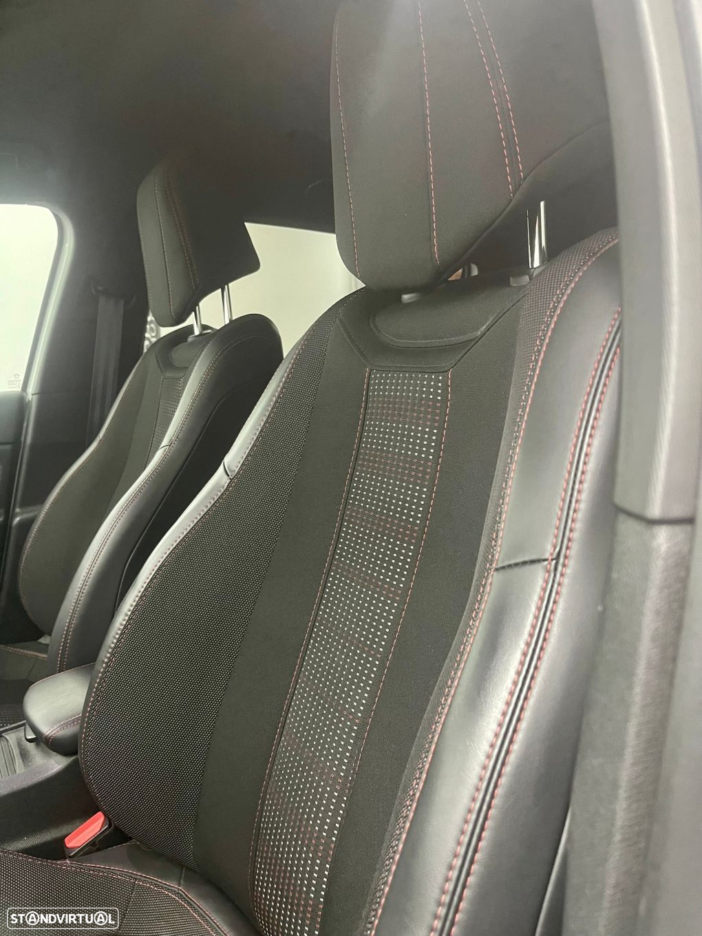Peugeot 308 1.2 PureTech GT Line - 5