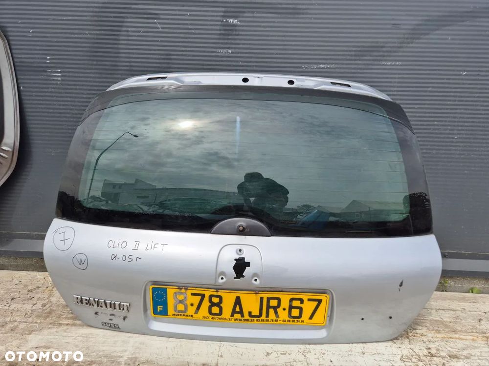 KLAPA SZYBA, TYLNIA, TYŁ RENAULT CLIO II 2 - 18