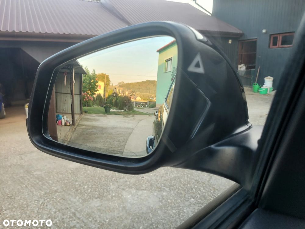 BMW Seria 3 320i GPF xDrive Advantage - 24
