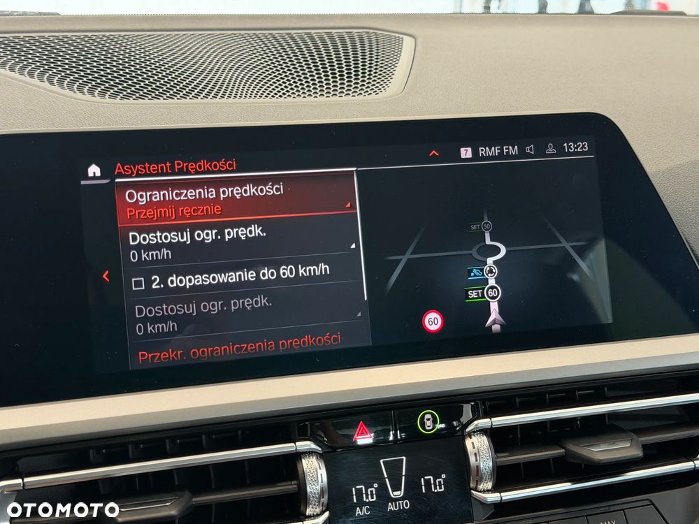 BMW Seria 3 318i Sport - 33