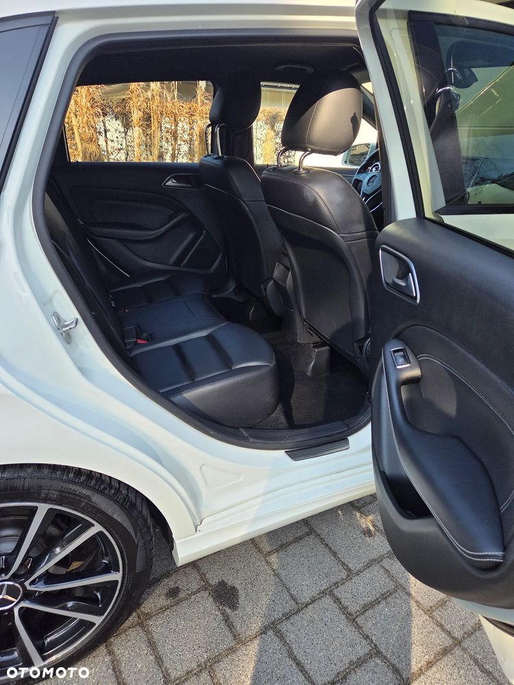 Mercedes-Benz Klasa B 180 CDI - 17