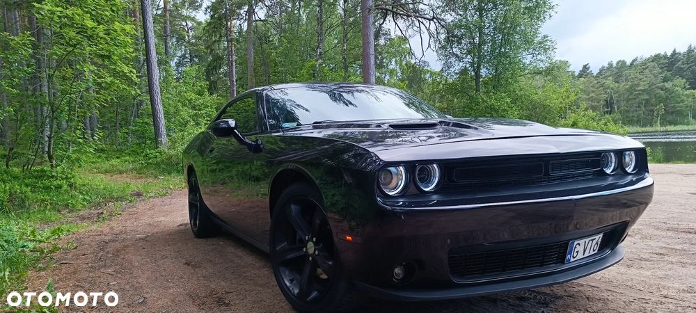 Dodge Challenger - 21