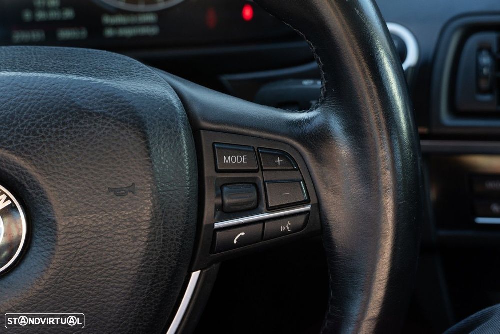 BMW 520 d Line Luxury - 14