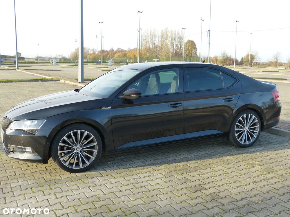 Skoda Superb 1.8 TSI Sportline - 4