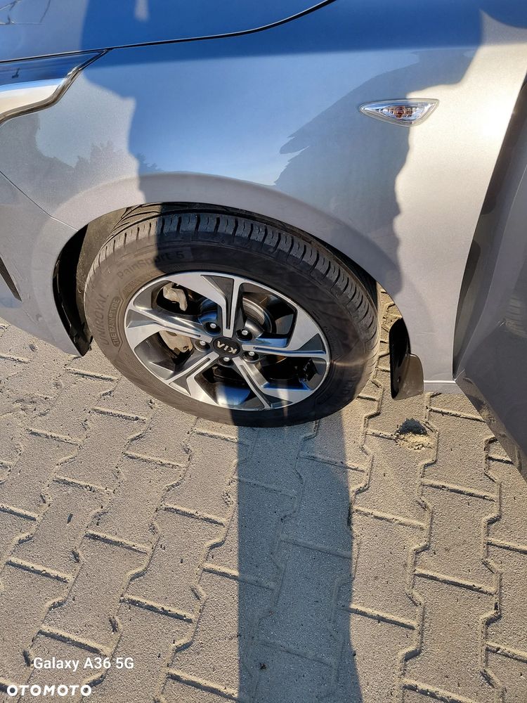 Kia Ceed 1.6 CRDi mHEV M - 32